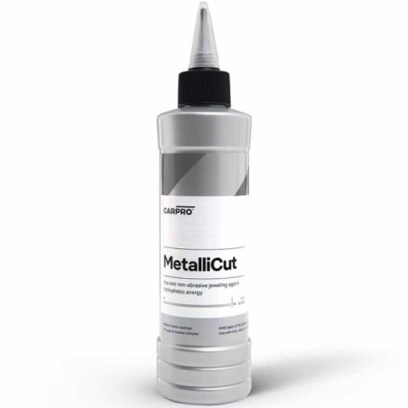 CarPro MetalliCut 150 ml leštenka na kovy